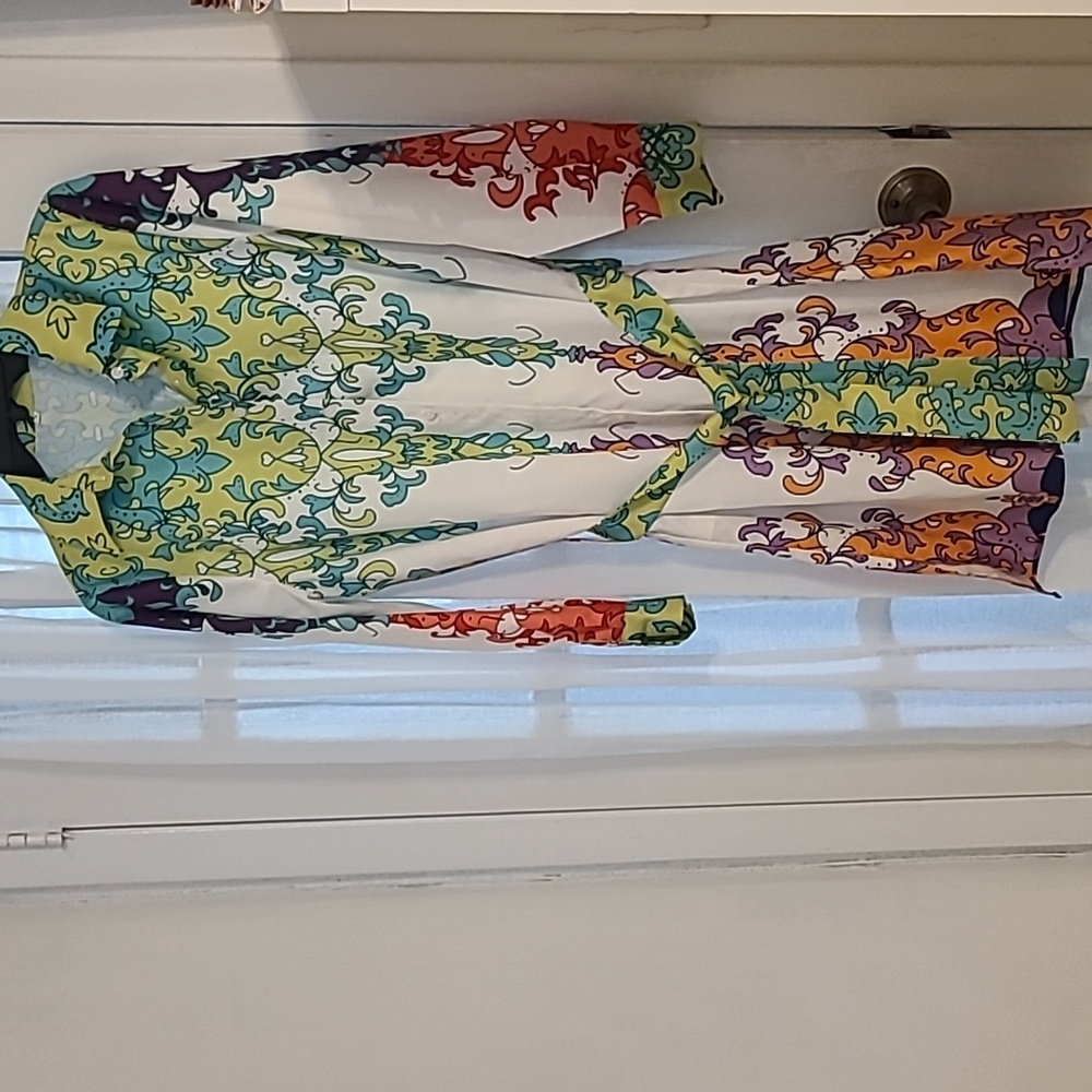 EUC Small  beautiful pattern shirt dress
